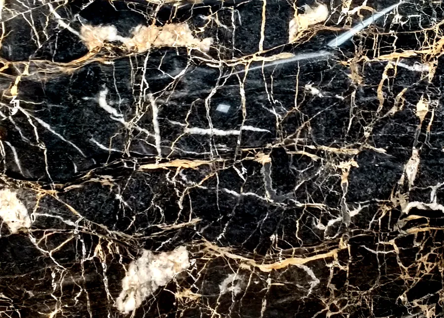 Amostra da pedra Nero Gold (Mármore)